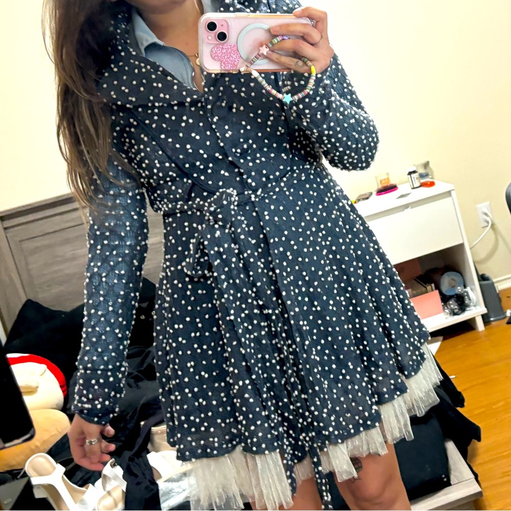 Ryu coat blue and white polka dot